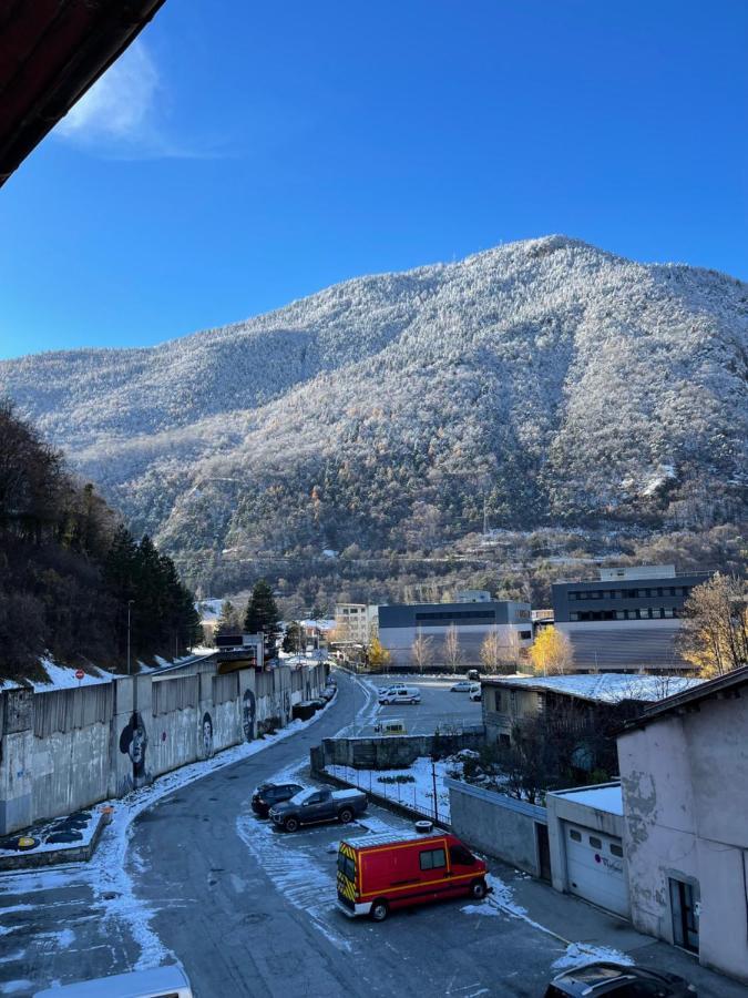 La Montagnette L Oursson Chambre Maison En Travaux De 10H A 17H Moutiers  Exteriér fotografie